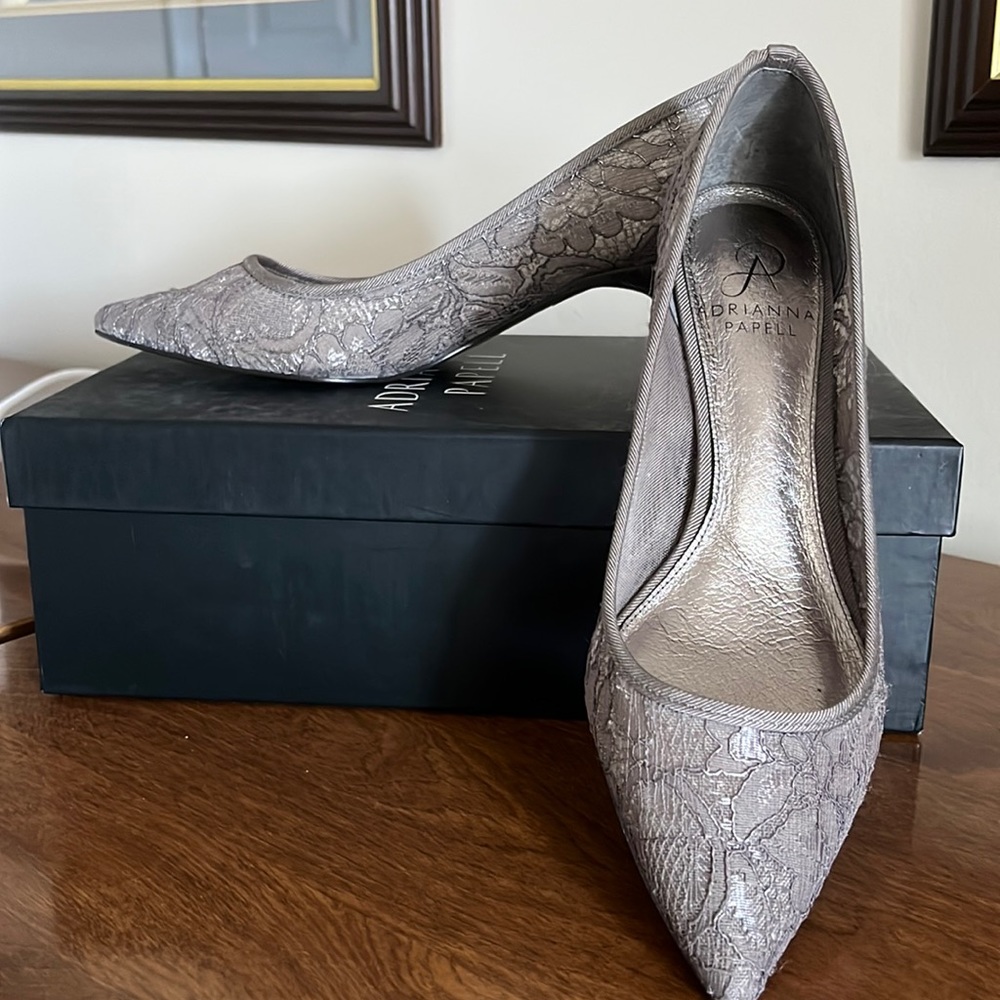 Adrienne Arpel kitten heel pumps size 7, graphite lace. Worn once.